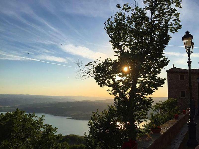Le Casette Di Civitella La Casa Di Nonna Giulia Civitella Del Lago 외부 사진